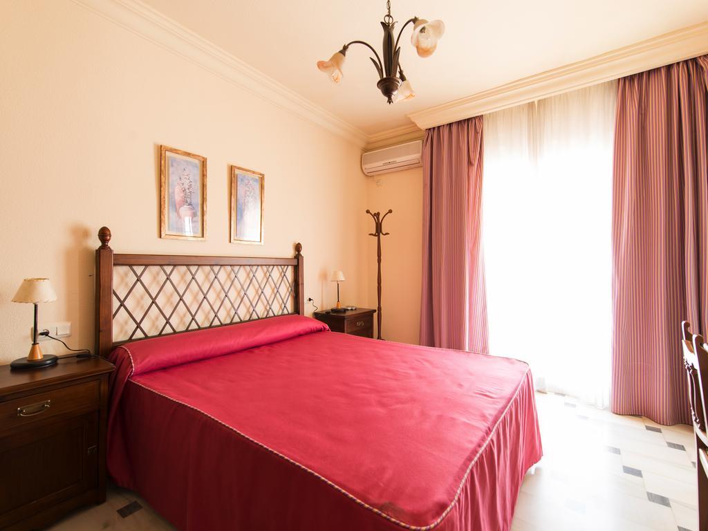 Hostal San Francisco Granja de Torrehermosa Екстериор снимка