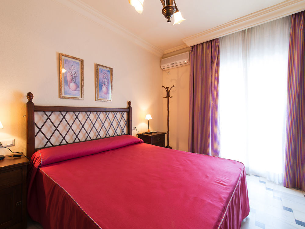 Hostal San Francisco Granja de Torrehermosa Екстериор снимка