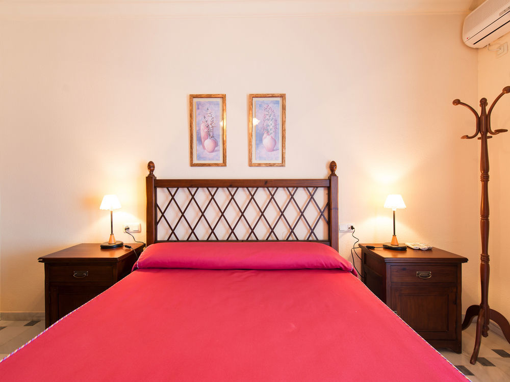 Hostal San Francisco Granja de Torrehermosa Екстериор снимка